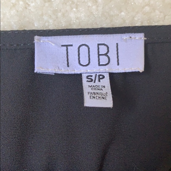 Criss Cross Black Top - Picture 2 of 2